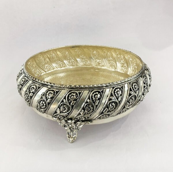 Antique Silver Plated Urli or Dish | 9″ Dia